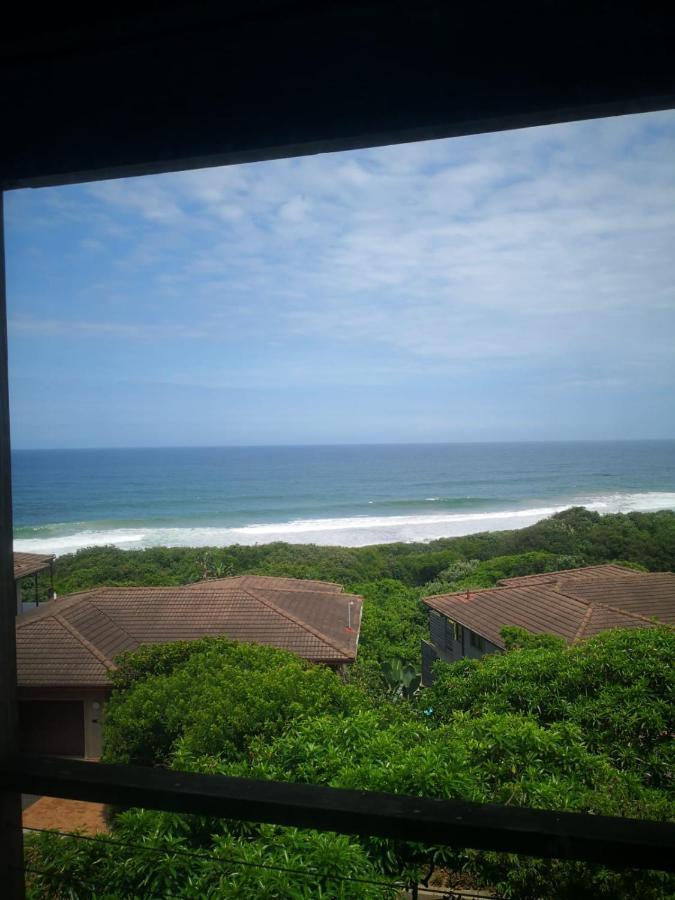 Blissful Beachfront Apartment - 11 Sovereign Sands KwaDukuza Exterior photo
